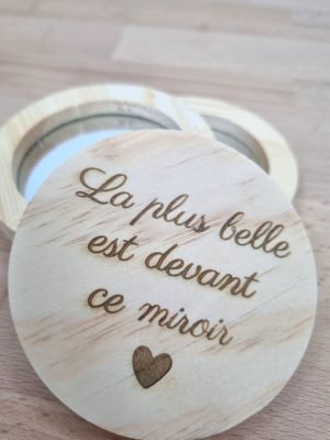 miroir-en-bois-personnalisable-enfant-cadeau-noel