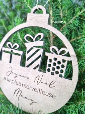 boule-de-noel-personnalisee-en-bois-dessin boule-de-noel-personnalisee-en-bois-dessin