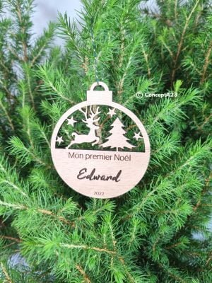boule-de-noel-personnalisee-en-bois-dessin