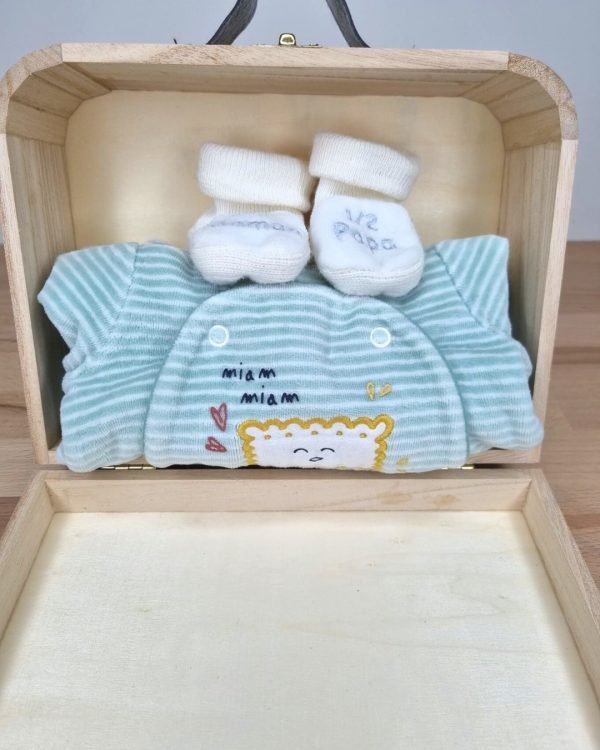 valise-bois-personnalisable-naissance-souvenirs