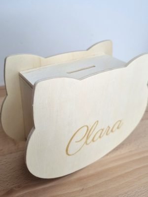 Tirelire-en-bois-personnalisable-enfant