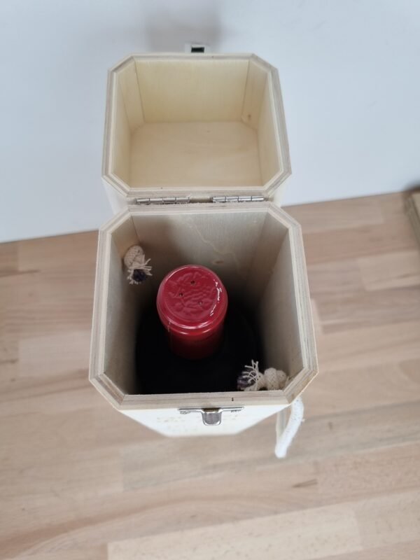Boîte cadeau personnalisée pour le vin. un cadeau inoubliable – Image 3